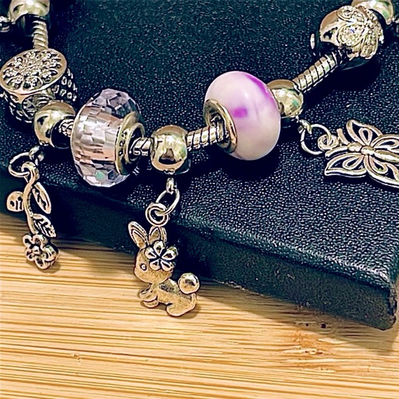 🍒 BOGO 🍒PRICE ONLY 4/23 “Spring has Sprung!” 🌸 Charm Bracelet & The Perfect Gift - Picture 6 of 16